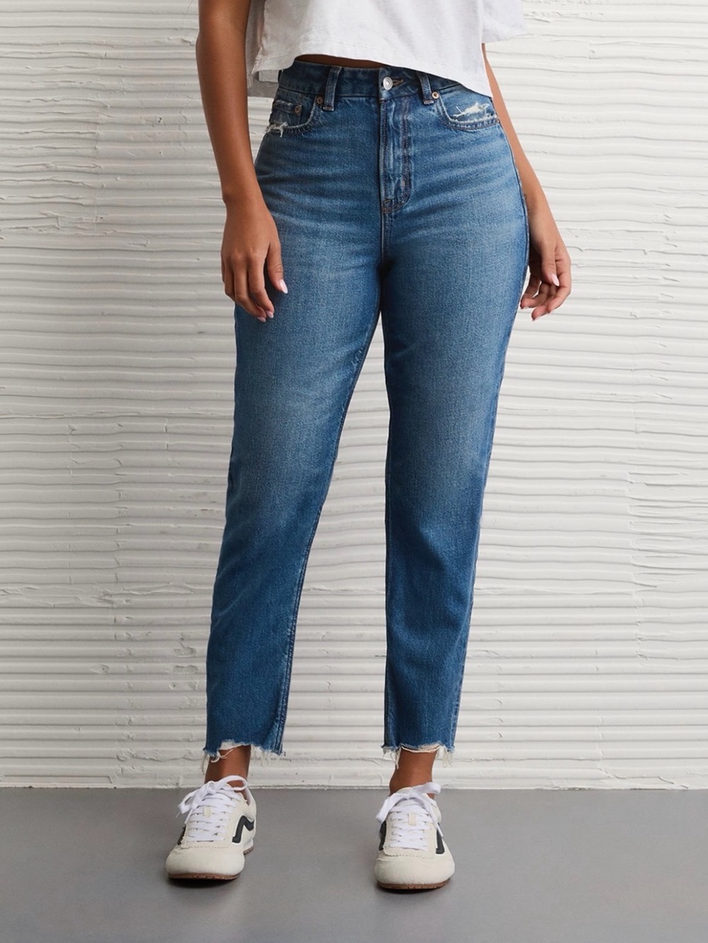 American Eagle CURVY Mom Jeans